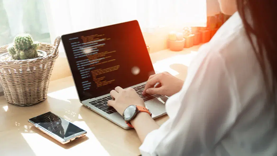 PCで授業を受けている様子