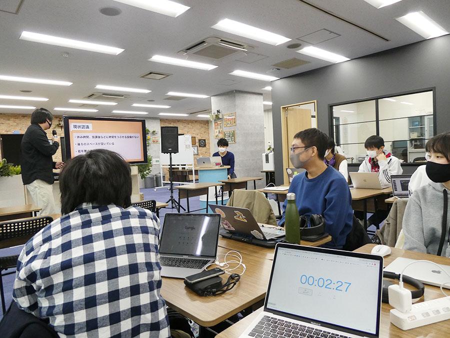 【横浜金港】自販機のラインナップから先生のデートプランまで?!<br>君は説得力のある企画立案とプレゼンができるか