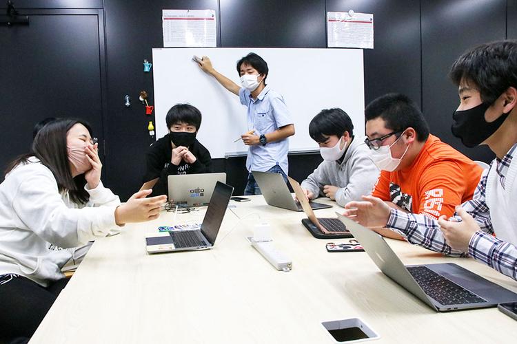 キーマンに直撃！心斎橋キャンパス「卒業生を送る会」の裏側が明らかに!?のサムネイル