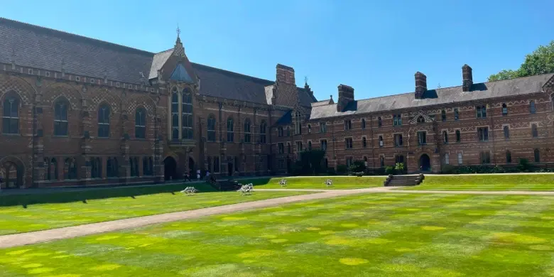 海外大学の外観