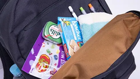 リュックのファスナーポケット