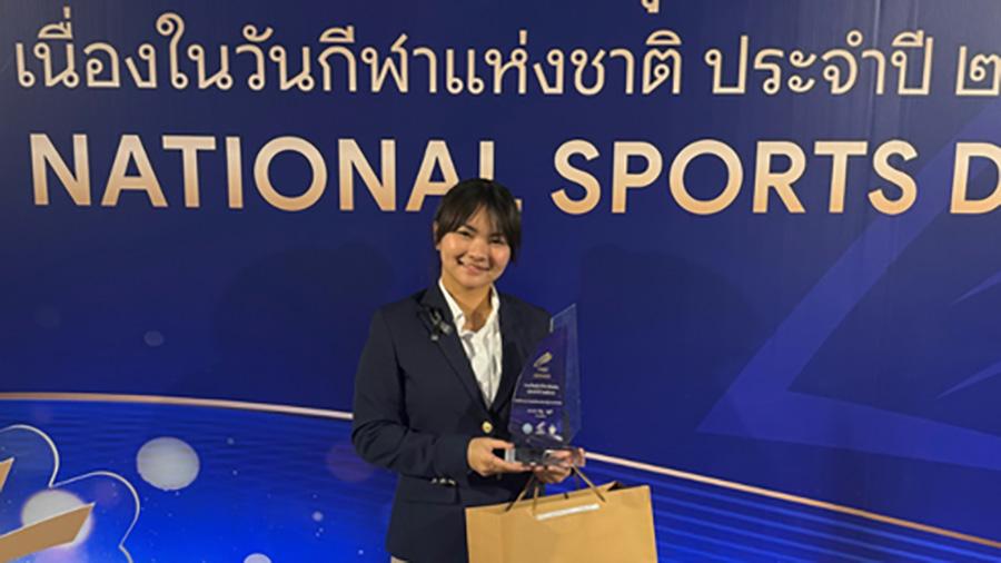 N高2年 鈴木美結さんがブラジリアン柔術選手としてタイの『国家スポーツ功労者表彰』を受賞!