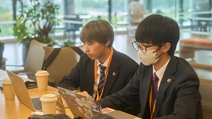 【N高グループ生徒会】Salesforce社主催「Education Summit Japan 2024」に登壇<br>元代表の二人が振り返る、挑戦とこれから