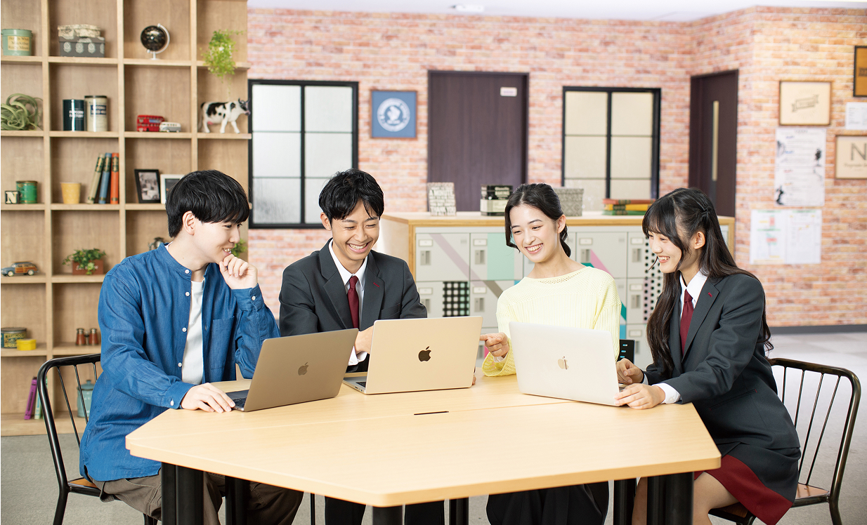 コース紹介 | N高等学校・S高等学校・R高等学校